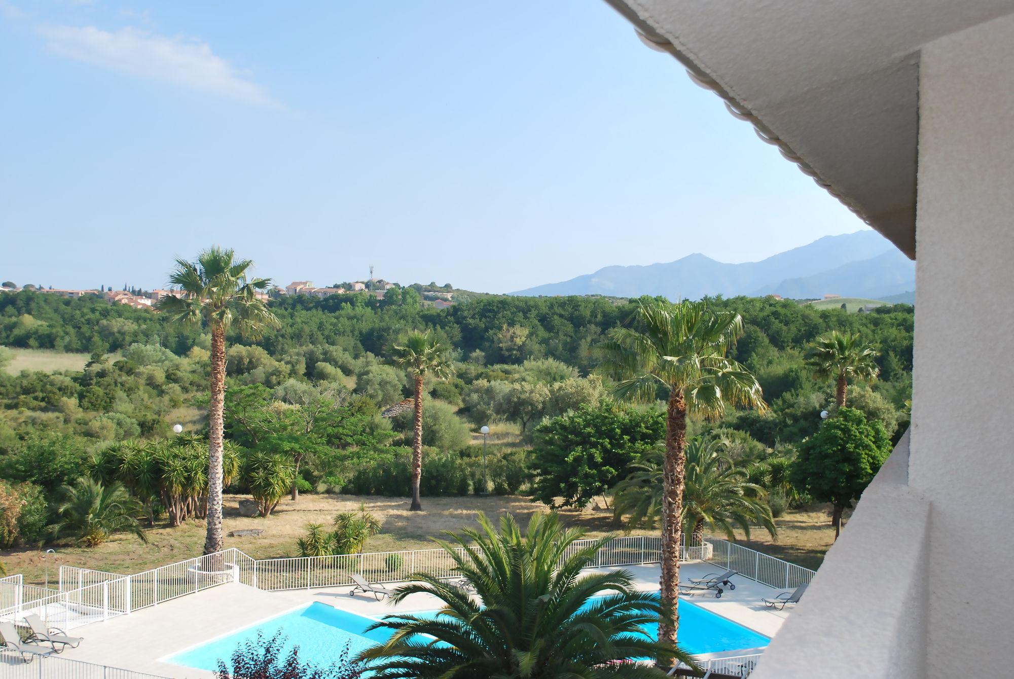 Adonis Saint Florent Aparthotel Exterior photo