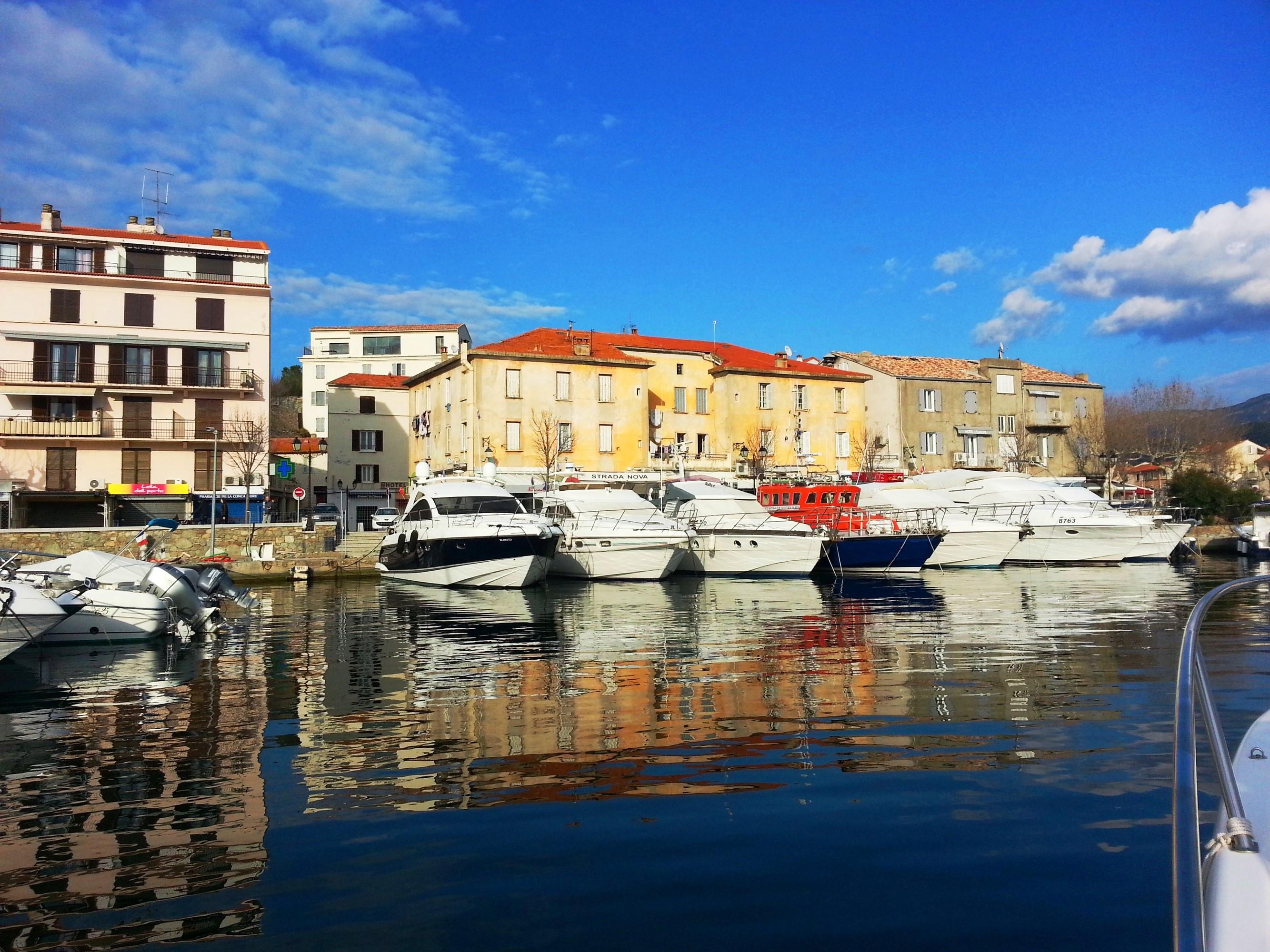 Adonis Saint Florent Aparthotel Exterior photo